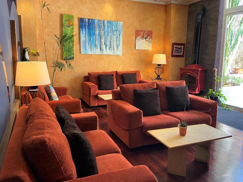 Hotel Tikar image