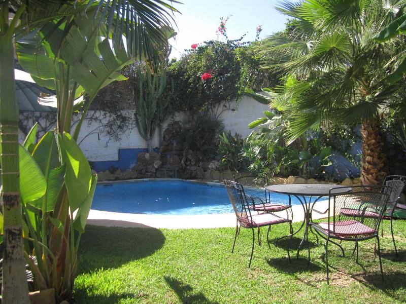 Hotel Tikar image
