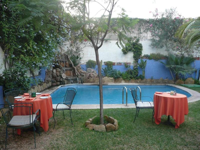 Hotel Tikar image
