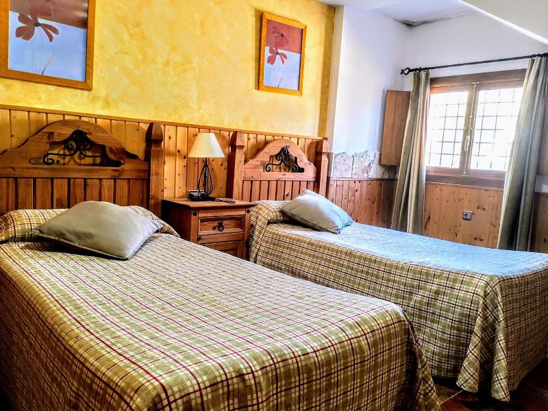 Apartamentos Rurales Sol De Taberno image