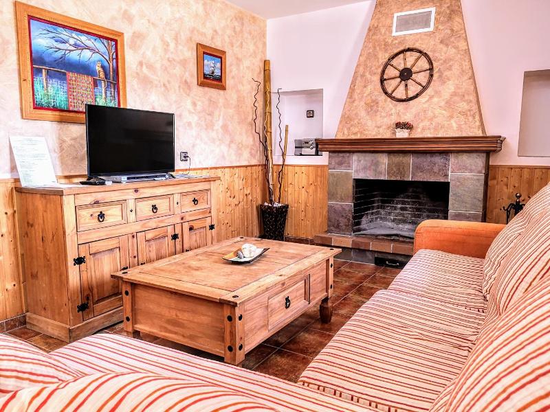 Apartamentos Rurales Sol De Taberno image