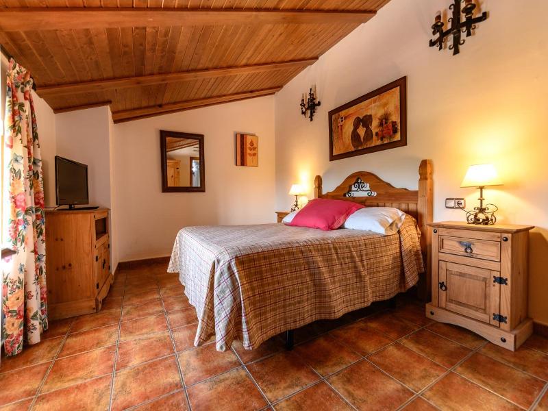 Apartamentos Rurales Sol De Taberno image
