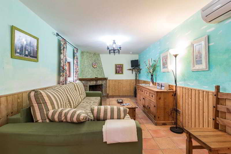 Apartamentos Rurales Sol De Taberno image