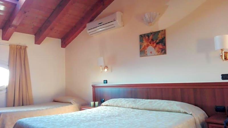 Corte Degli Estensi image