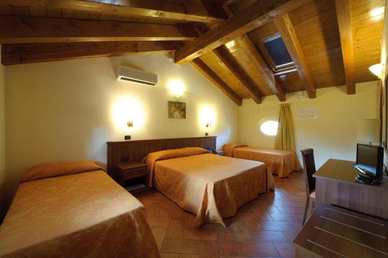 Corte Degli Estensi image