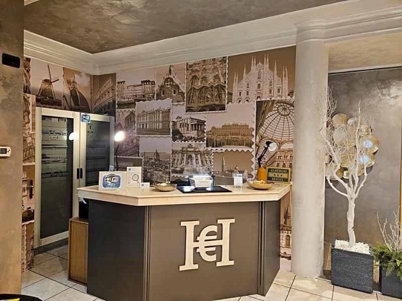 Hotel Euro image