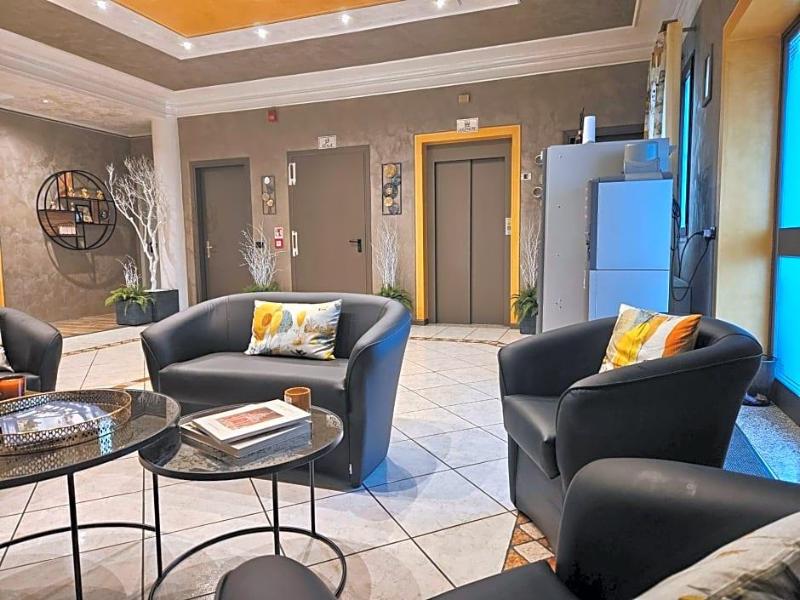 Hotel Euro image