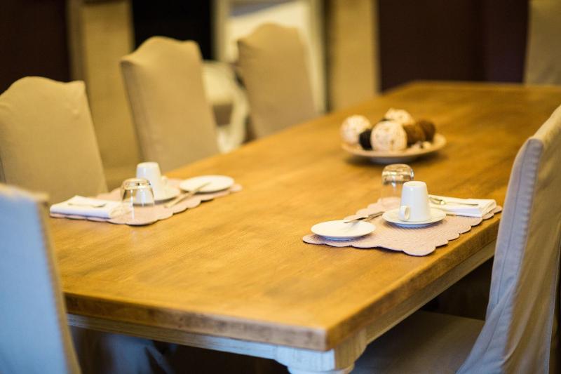 Le Manoir D Hastings image