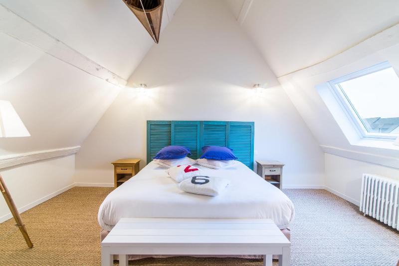 Le Manoir D Hastings image