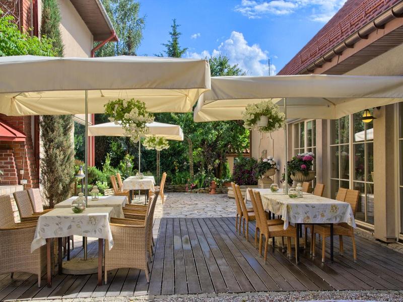 Villa Estera image