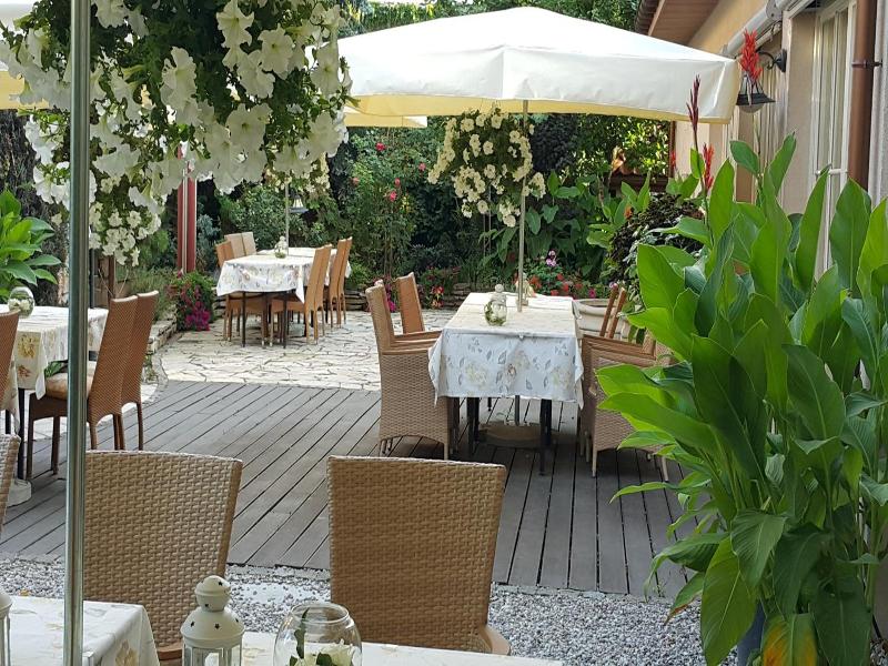 Villa Estera image