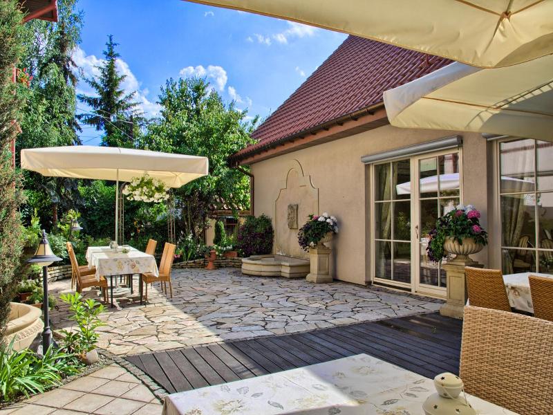 Villa Estera image