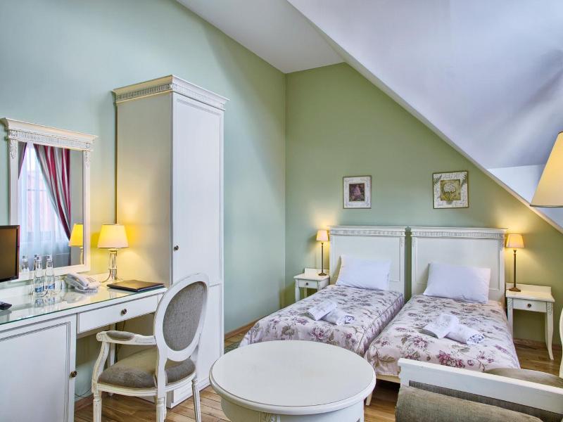 Villa Estera image