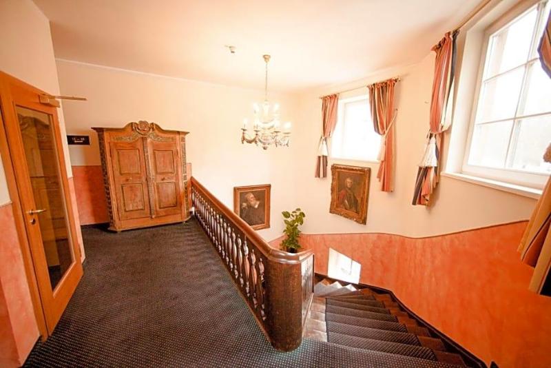 Schlosshotel Grunwald image
