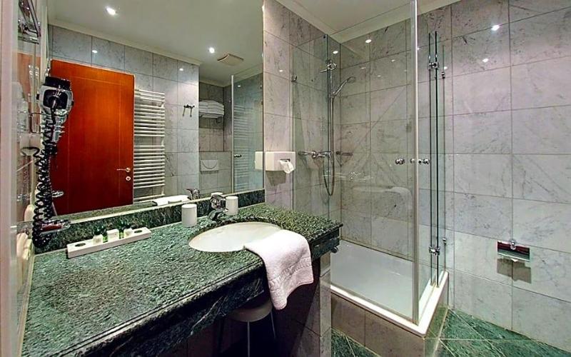 Schlosshotel Grunwald image