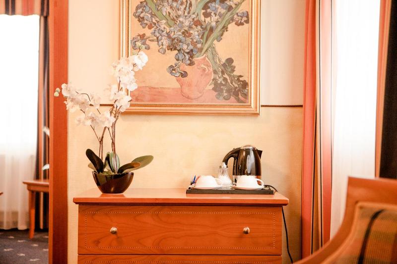 Schlosshotel Grunwald image