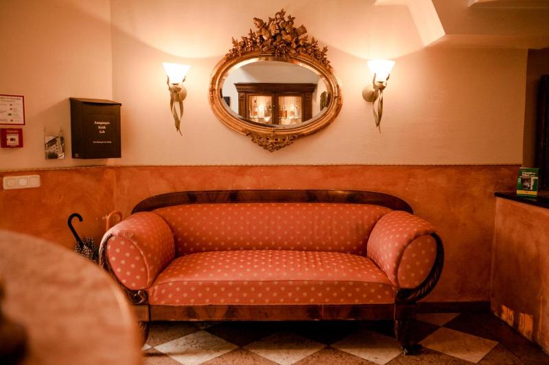 Schlosshotel Grunwald image