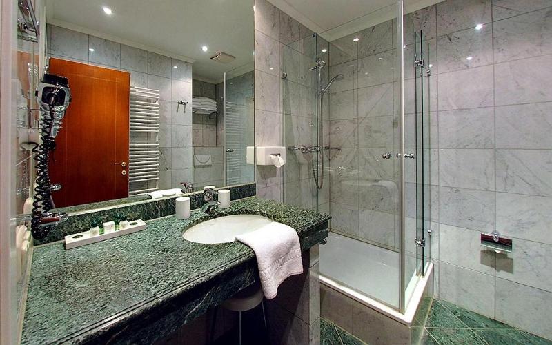 Schlosshotel Grunwald image
