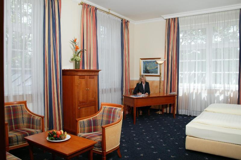 Schlosshotel Grunwald image