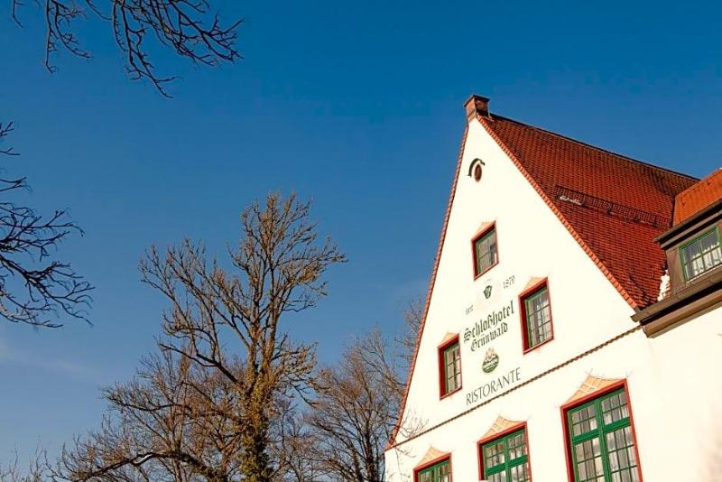 Schlosshotel Grunwald image