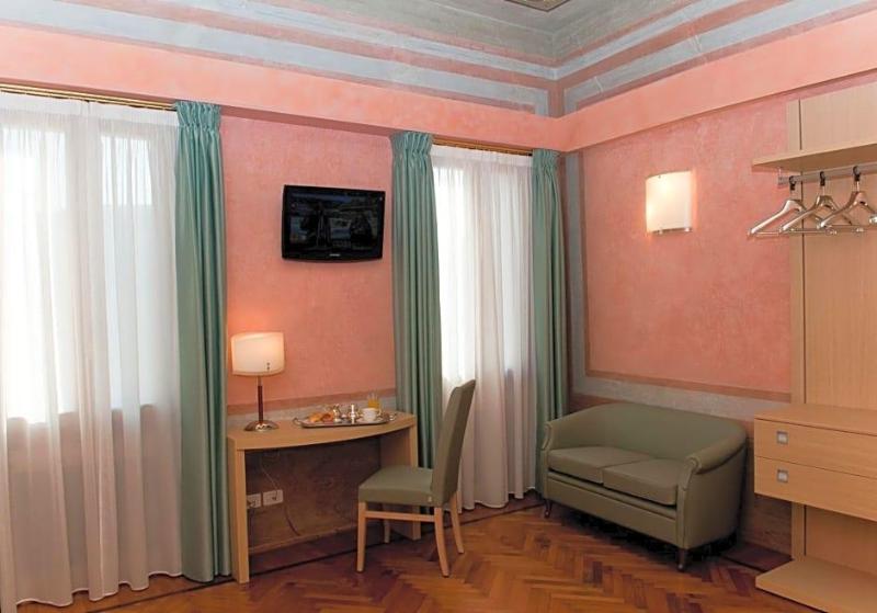 Villa Maternini image