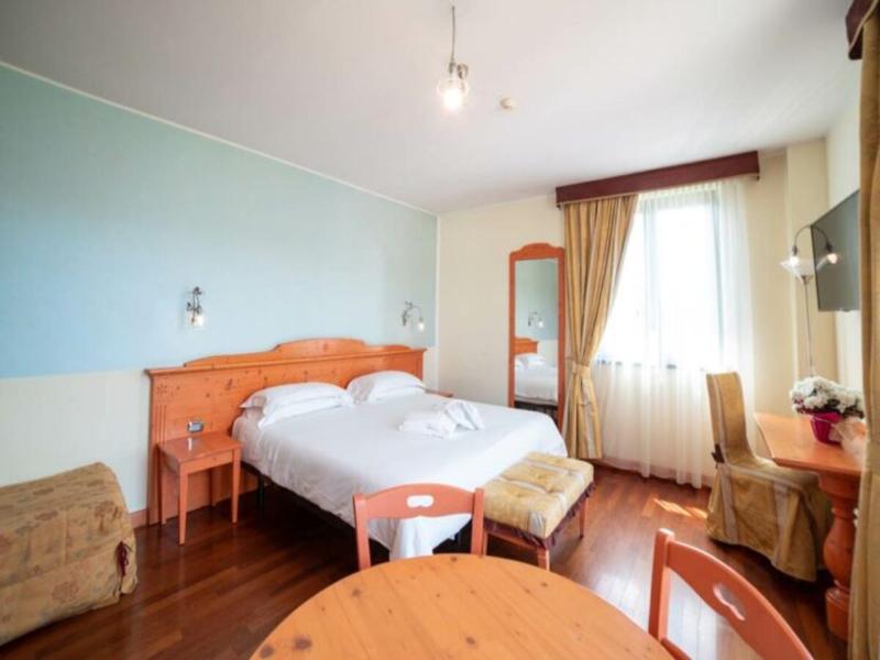 Hotel Montelago image