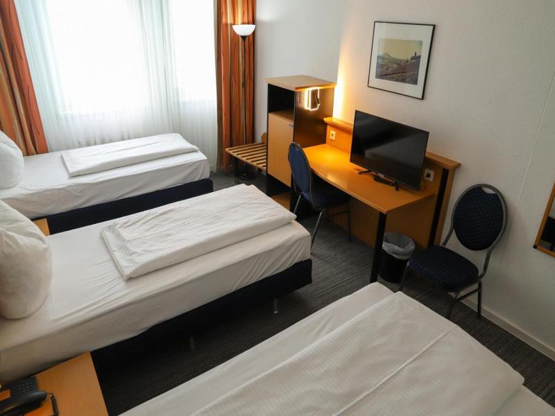 Hotel Sudtor Backnang image