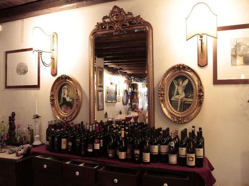 Villa Pigalle image