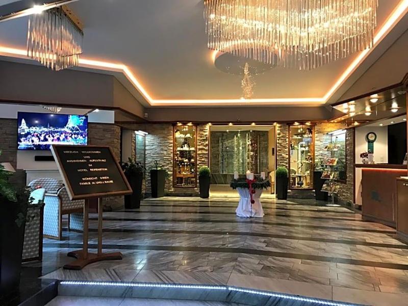 Hotel Reifenstein image