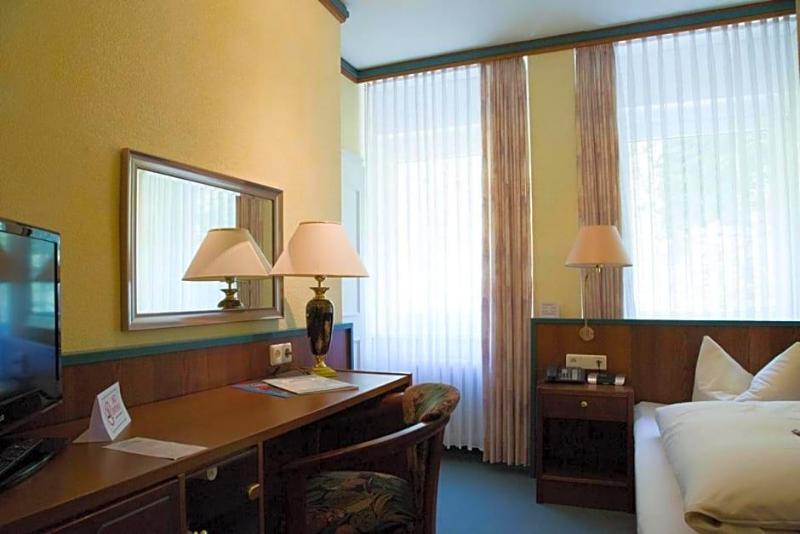 Hotel Reifenstein image