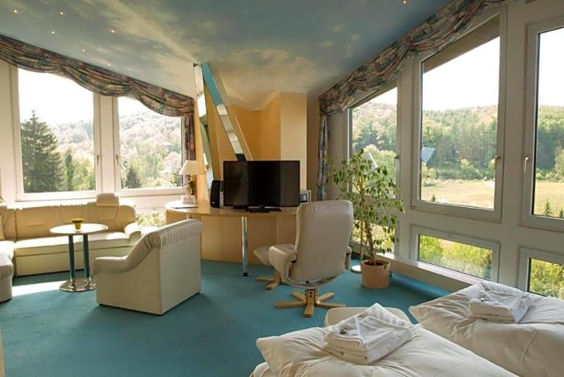Hotel Reifenstein image