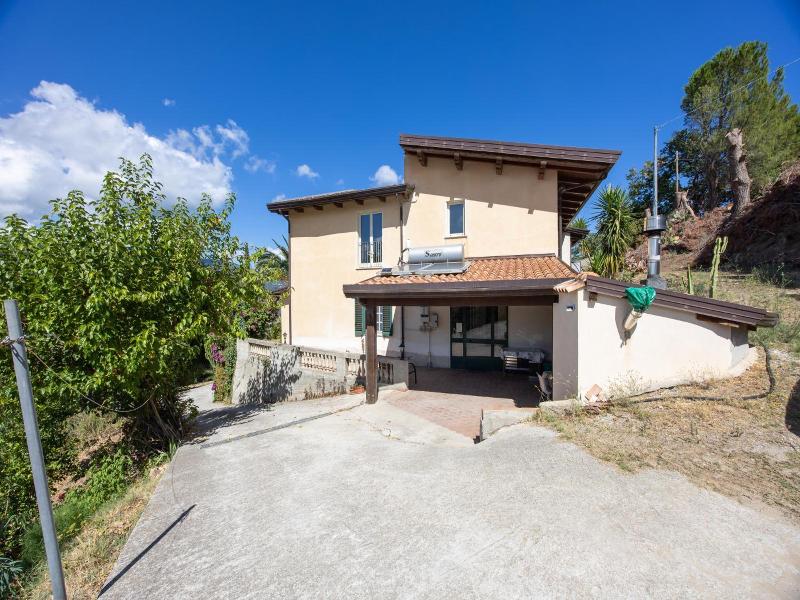 B&B Sciarammola image