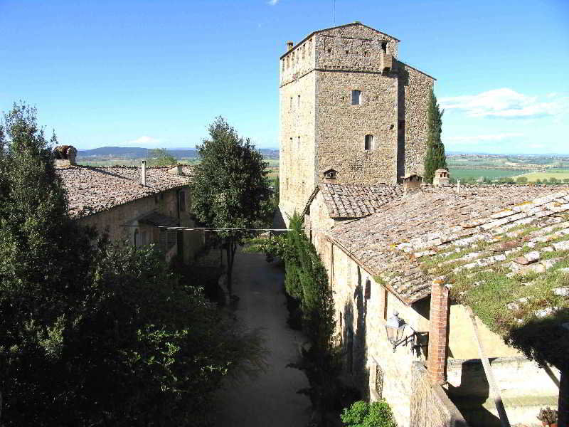 Castello Del Poggiarello di Stigliano