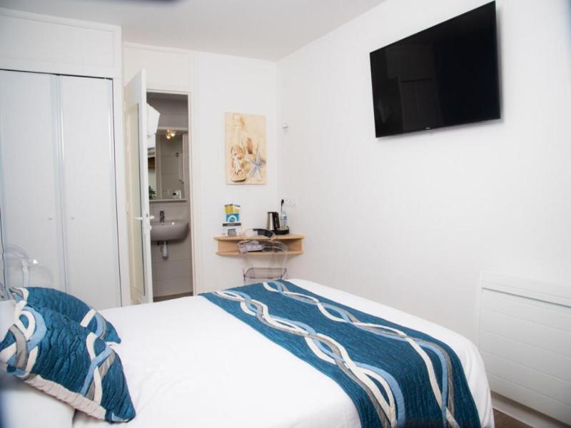Hotel Les Dunes image