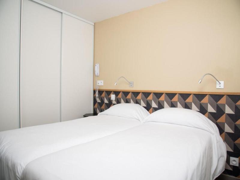 Hotel Les Dunes image
