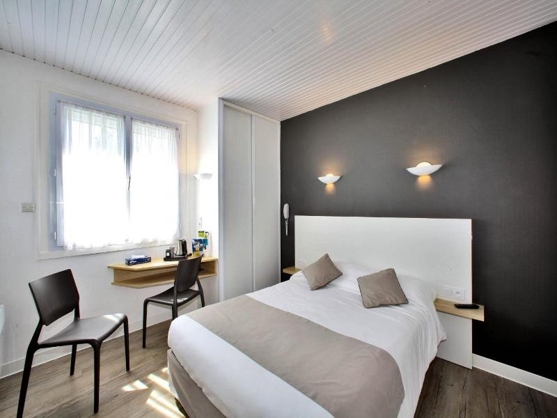 Hotel Les Dunes image