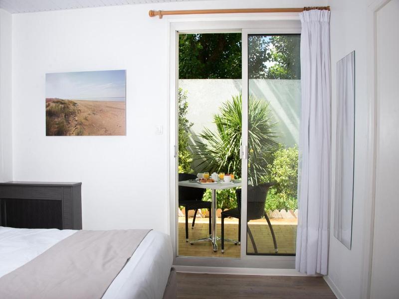 Hotel Les Dunes image