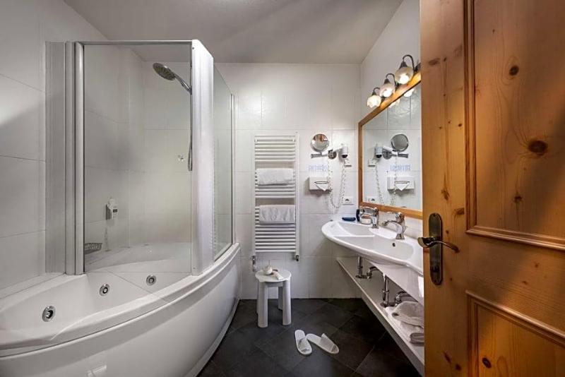 Hotel Alte Muhle image