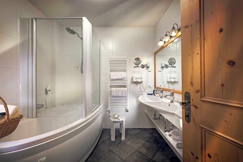 Hotel Alte Muhle image