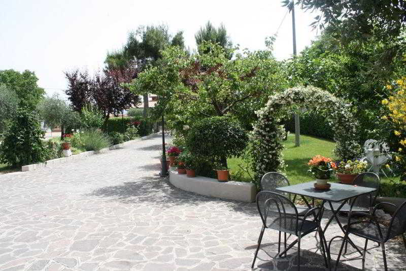 Bed & Breakfast Laura image