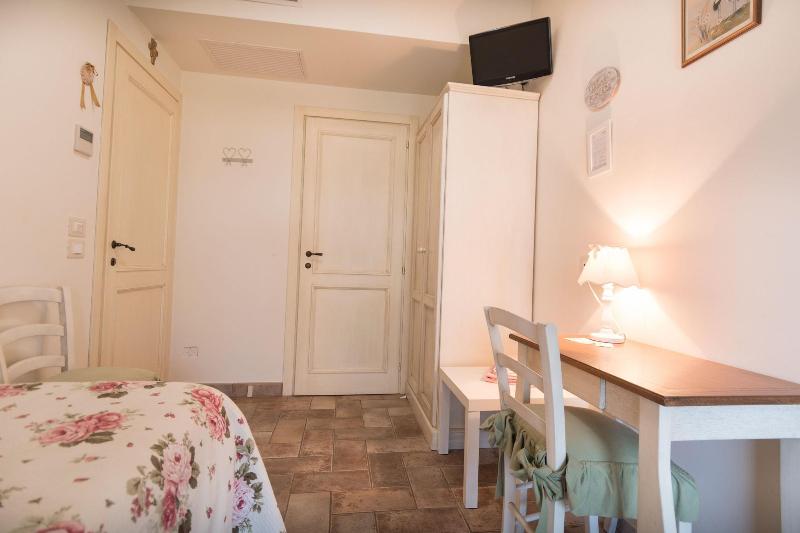Bed & Breakfast Laura image