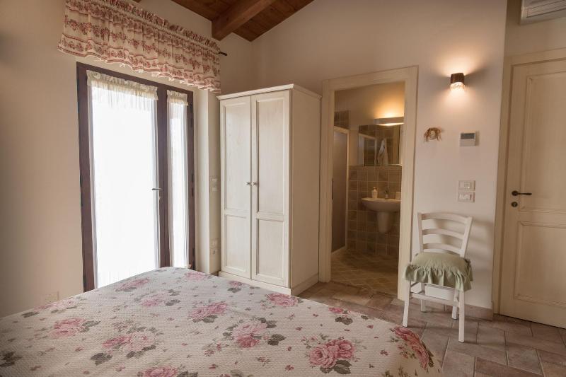 Bed & Breakfast Laura image