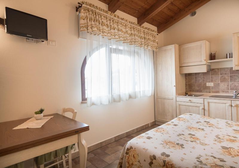 Bed & Breakfast Laura image
