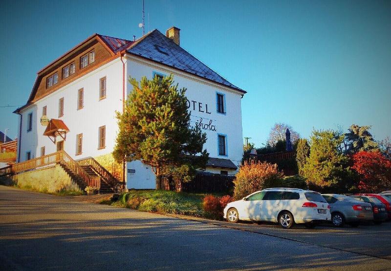 Hotel Stara Skola