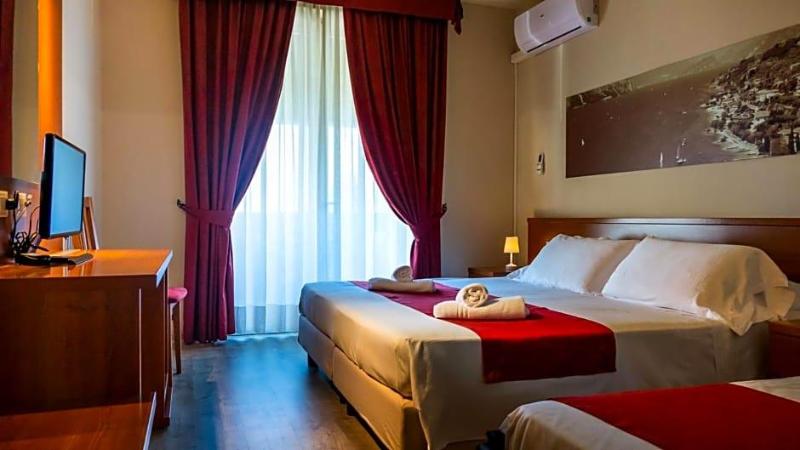 Hotel Venezia Park image