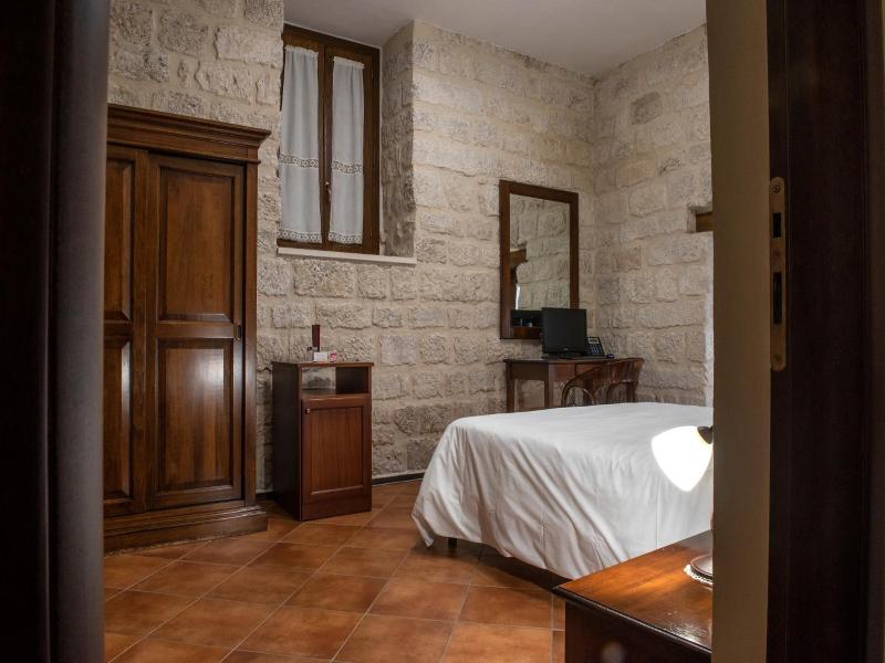 Hotel Residenza Petra image