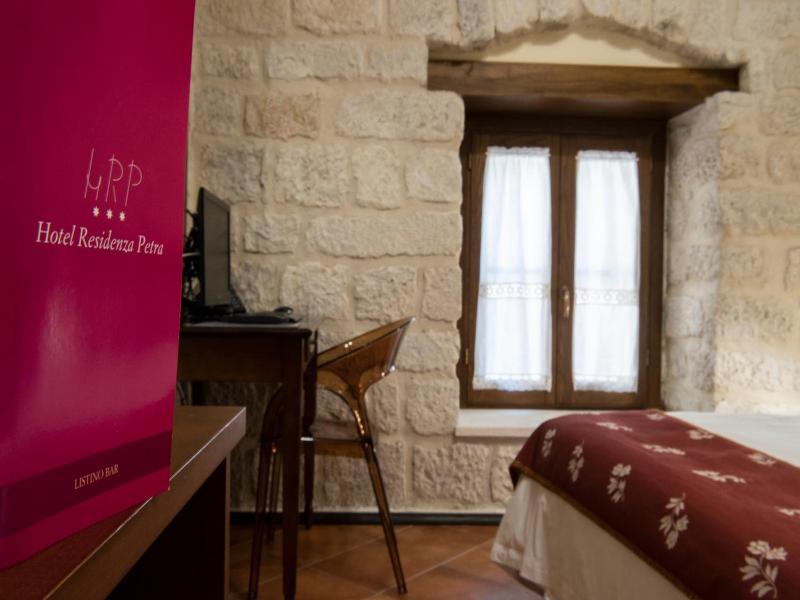 Hotel Residenza Petra image