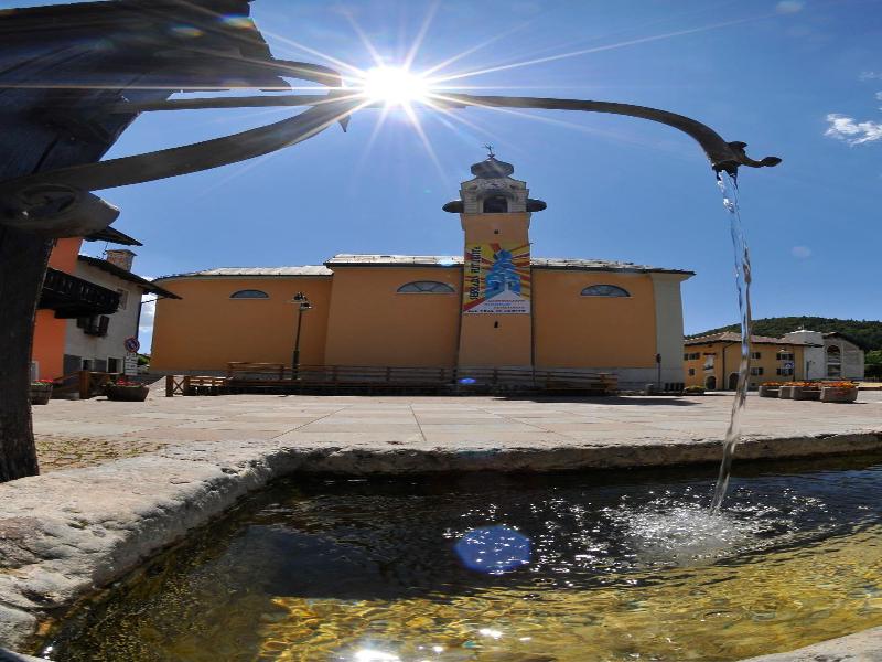 Fiocco Vacanze   Hotel Agostini — exterior view
