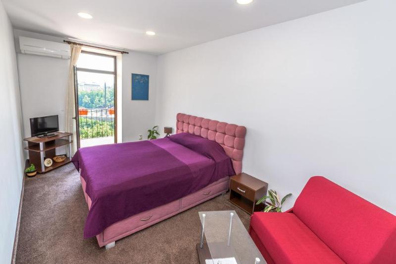 Hotel Stambolov image