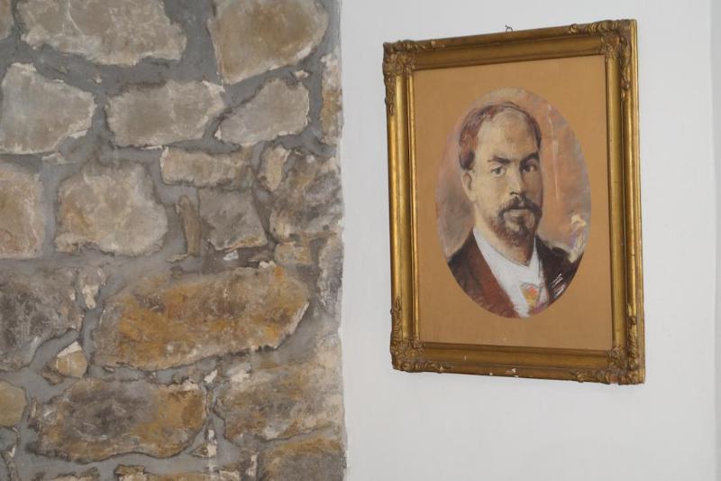 Hotel Stambolov image